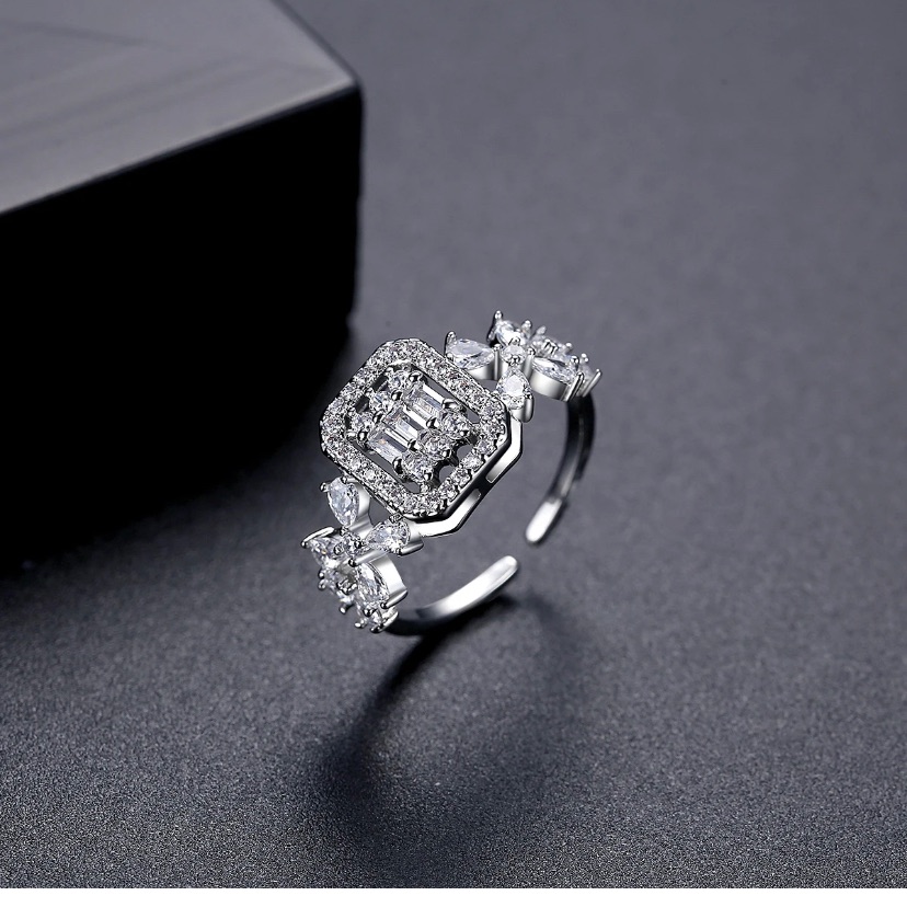 Sparkly Cz Ring 18kgp New